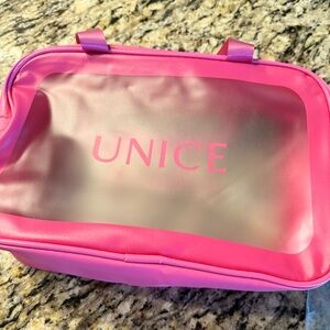 UNICE Bye-Bye 20 inch wig